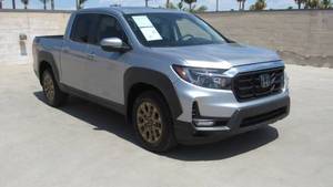 Honda Ridgeline 2023, version européenne VI, 6.1-8L, automatique, essence, sièges en cuir, toit ouvrant panoramique, phares LED, feux diurnes - Product Image 4