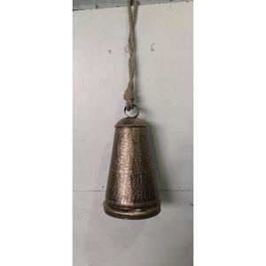 Artesanías Adorno de corazón rústico Árbol de Navidad Colgante Artesanía Metal Corazón Campana Adornos de jardín Precio barato Colgante vintage - Product Image 2