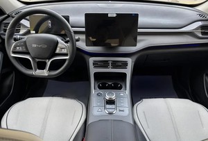 รถซีดาน BYD ปี 2024 สภาพดี เกียร์ออโต้ เบาะหนัง หลังคาซันรูฟ ไฟเดย์ไลท์ LED - Product Image 3