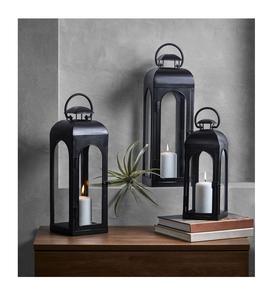 Corps fini noir lanterne décorative en métal et verre nouvellement conçue pour la décoration intérieure extérieure de la maison pour l'utilisation de la lumière de bougie de jardin - Product Image 1