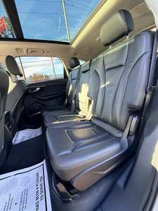 Audi Q7 Quattro Premium Plus 55 TFSI 2022, un SUV Impresionante - Product Image 3