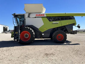 รถเกี่ยวข้าวเคลื่อนที่ Claas LEXION 8600 TERRA พร้อมระบบจัดการเครื่องยนต์ Dynamic Power มือสอง - Product Image 2