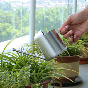 Le parfait arrosoir en acier inoxydable vert pouce arrosoirs élégants pour les jardins luxuriants - Product Image 2
