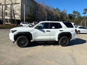 NUEVO 2026 para SR5 4WD SUV en VENTA, Interior Oscuro Automático, Cámara Trasera, Euro VI - Product Image 3