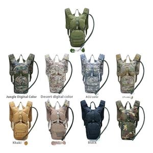 Sac à dos d'hydratation extérieur de luxe kaki en carbone avec réservoir d'eau portable pour le camping, taille unique, en nylon imperméable - Product Image 6