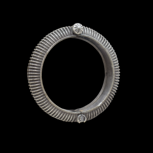 กําไลเงินทําด้วยมือขายส่งที่ได้รับความนิยมล่าสุดดูเหมือนกําไลที่เปิดได้แบบตะวันตกสําหรับเด็กหญิงและสตรี - Product Image 1