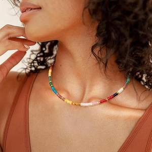 Ensemble collier ras du cou et boucles d'oreilles en perles Boho pour femmes-Bijoux de fête de mariage faits à la main - Product Image 2