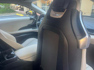 BMW i8 Coupé AWD 2016 d'occasion propre, conduite à gauche, Euro III - Product Image 4