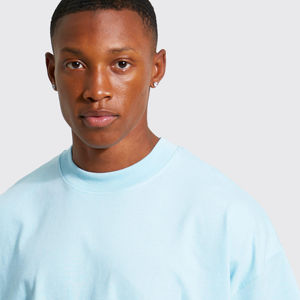 Color de contraste Fabricante personalizado Verano Nuevos hombres Conjuntos casuales Camiseta Pantalones cortos Conjunto sólido Ropa personalizada Conjuntos de 2 piezas Servicio OEM - Product Image 4