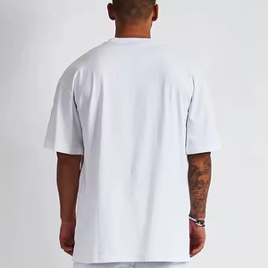 Camisetas de gran tamaño de algodón de estilo único con logotipo personalizado, camisetas en relieve SummerMen de corte perfecto OEM con logotipo y diseño personalizados - Product Image 3
