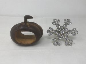 Vente chaude Prêt à expédier Quantité en vrac Noël Flocon de neige Rond de serviette Citrouille en bois Rond de serviette au prix le plus bas par l'usine - Product Image 4