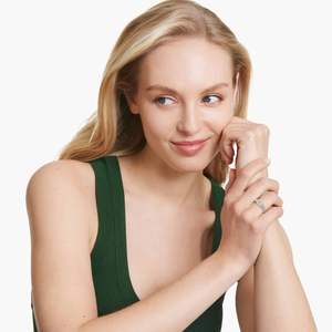 Anillo de Compromiso con Media Montura de Diamantes, Elegante Colección de Anillos de Diamantes para Cualquier Lugar - Product Image 5