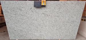 แผ่นหินแกรนิตสีขาวป่าสำหรับเคาน์เตอร์ครัว - Product Image 2