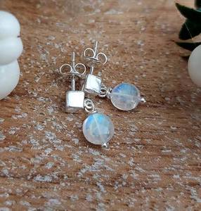 Boucles d'oreilles pendantes en pierre de lune naturelle, magnifiquement renouvelées, en laiton, 9x12 mm, prix de gros - Product Image 2