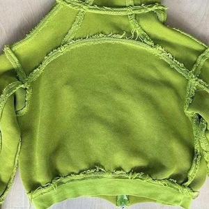 Sweats à capuche délavés à l'acide pour hommes unisexes surdimensionnés personnalisés avec manches à fermeture éclair et techniques brodées bord à ourlet brut 100% coton hiver - Product Image 6