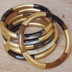 Bracelets en corne naturelle faits à la main, qualité supérieure, bijoux de mode bohème de luxe, ensemble unisexe, cadeau Tradebyd - Product Image 1