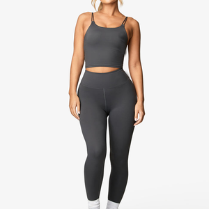 Leggings et collants pour femmes personnalisés OEM, ensembles de sport pour femmes, soutien-gorge de sport à col halter, leggings de yoga, ensemble de fitness pour femmes - Product Image 1