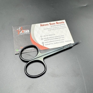 Tijeras rusas profesionales de acero inoxidable negro para uñas, tijeras para cutículas de manicura con punta curva afilada y hoja extra fina - Product Image 2