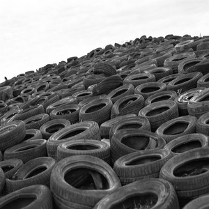 Pneus de voiture d'occasion disponibles en grandes quantités pour les fournisseurs mondiaux de pièces automobiles - Product Image 5