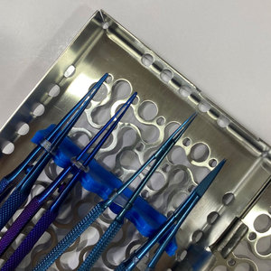 Juego de microinstrumentos oftálmicos con revestimiento azul, 4 Uds., bandeja, Kit quirúrgico, instrumento, Manual de acero inoxidable alemán de alta calidad CE - Product Image 2