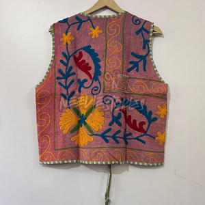 Gilet traditionnel artisanal de qualité supérieure Tenue culturelle élégante pour hommes Gilet en velours fait main de qualité supérieure - Product Image 3