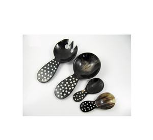 Cuchara de ensalada de cuerno de búfalo para tamaño personalizado precio barato color de cuerno natural con embalaje personalizado - Product Image 4