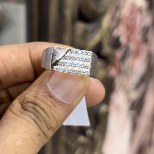 Bague en diamant naturel pour homme en or massif 14K faite à la main en blanc jaune certifiée par un tiers pour un usage quotidien, cadeau de fiançailles de mariage - Product Image 3