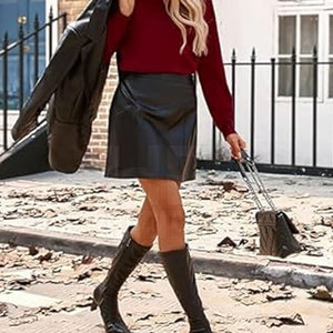Nouvelle arrivée, mini-jupes en cuir véritable pour femmes, matière légère, parfaites pour les clubs et les tenues décontractées - Product Image 4