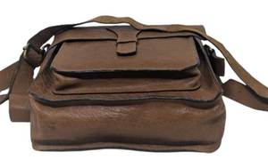Bolsa de mensajero de cuero genuino de alta calidad Estilo de moda Precio más vendido Fabricante DE LA India que ofrece suministro a granel - Product Image 4