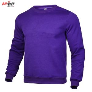 Sudaderas de alta calidad de diseño personalizado para hombres Ajuste regular con patrón sólido Servicio OEM para la temporada de otoño - Product Image 5