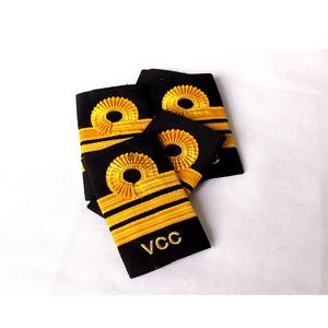 Charreteras de hombro de diseño personalizado, equipo de defensa personal para uniformes ceremoniales hechos a mano por diseñadores - Product Image 2