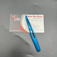 Pince à épiler professionnelle en acier inoxydable bleu plasma, à pointe inclinée carrée et affûtée, pour sourcils, avec logo personnalisé, écologique