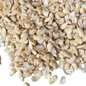 Ventas calientes Anacardos crudos de alta calidad Anacardos crudos WW180, WW240, WW320 Anacardos SANTIGO Ghana OEM, ODM - Product Image 1