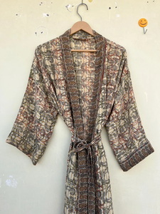 100% Silk Vintage Kimono <b>Robe</b> Quick <b>Dry</b> Smooth Dressing Gown for <b>Women's</b> Sleepwear Summer Autumn Spring Bridal Wear Free Size - Product Image 3