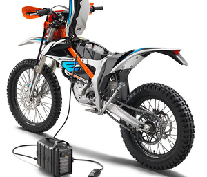 KTMs Freeride E-XC, moto électrique tout-terrain haute performance, édition 1, neuve en stock, à vendre - Product Image 1