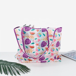 Bolsa de Compras Plegable con Material de Fibra de Poliéster, Patrón y Tamaño Personalizables para Supermercados y Tiendas - Product Image 3