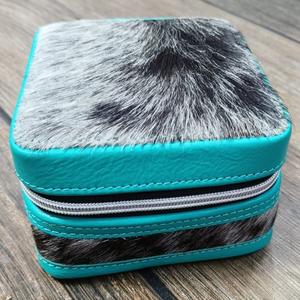 2025 Women's Customizable Genuine Leather <b>Handbag</b> Fashion Jewelry <b>Storage</b> with Zipper Closure Girls Wholesale - Product Image 1