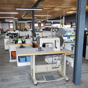 Machine à coudre industrielle robuste pour mocassin à double aiguille, fabrication de chaussures supérieures - Product Image 4