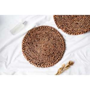 Manteles de yute y Cuerda de diseño antiguo atemporal para configuraciones clásicas del hogar tapetes de mesa de diseño premium de color verde - Product Image 3