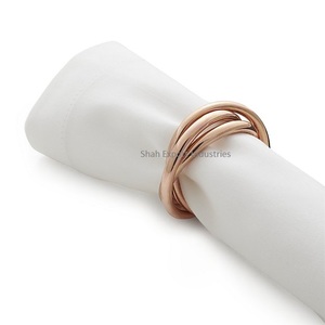 Anneaux de serviette en fer plaqué cuivre élégants avec couleur personnalisée 2.5cm de largeur décoration de table stockée pour les dîners de mariage - Product Image 3