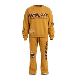Ensemble de survêtement personnalisé avec logo, impression DTF, sweat-shirt à col rond orné de strass, pantalon de survêtement évasé, 420 GSM, couleur moutarde miel, logo personnalisé - Product Image 1