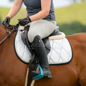 Tapis de selle durable pour une utilisation équestre OEM Logo personnalisé Prix d'usine disponible en gros - Product Image 6