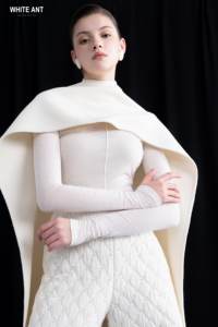 Meilleur Prix Qualité Jambes Larges Droites MID RISE Pantalon Larges Jambes en Coton Biologique Taille Haute Pantalon pour Femmes BLANC Fabricant - Product Image 5