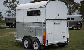 Luxury Customized 2-Horse Straight Float with Storage Cabinet for European Standard Horse Carriage For Sale - Product Image 4