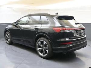 Audi Q4 e-tron Premium Plus 55 2024, conduite à gauche, berline électrique à moteur unique, automatique, livraison gratuite à domicile - Product Image 6
