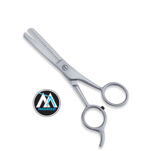 Ciseaux de coupe de cheveux économiques avec outil de beauté à lame en acier inoxydable - Product Image 1