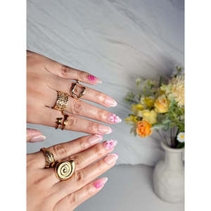 Producto Amethyst Garden en Forma de Almendra Corta - Product Image 4