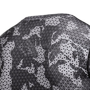 Último diseño Venta caliente Hombres Camisas de compresión Cómodo Fitness Wear Hombres Camisas de compresión - Product Image 4