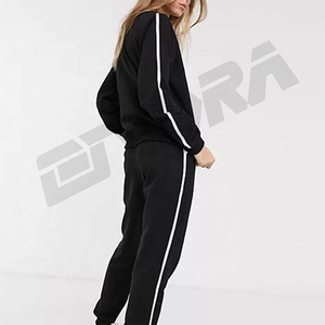 Nuevo conjunto de chándal de ropa de calle Unisex, sudadera con rayas laterales blancas y pantalones de chándal para correr, ropa deportiva informal para hombres y mujeres - Product Image 5