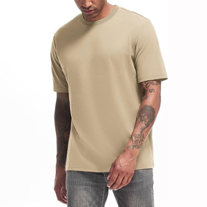 Diseño único más tamaño personalizado logotipo camiseta para hombres precio al por mayor cómodo diseño personalizado camisetas para hombres - Product Image 1